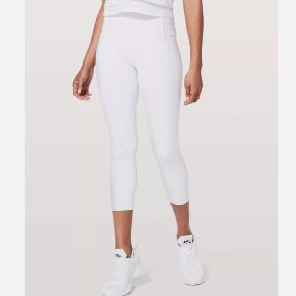 Lululemon All The Right Places Crop II *23 White Double Lined, Size 8